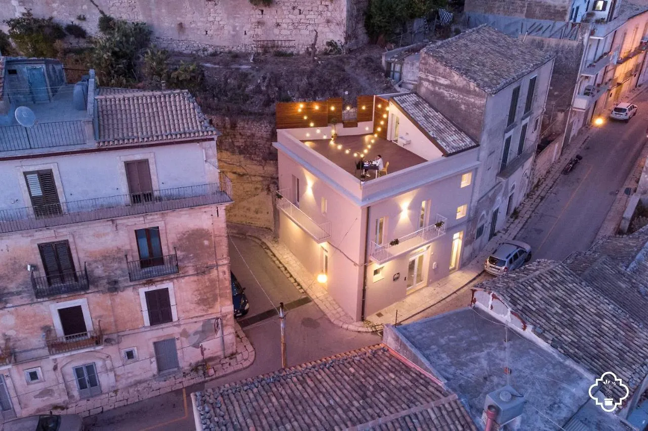 Hotel Fico - Finestra Contemporanea à Raguse Maison d'hôtes